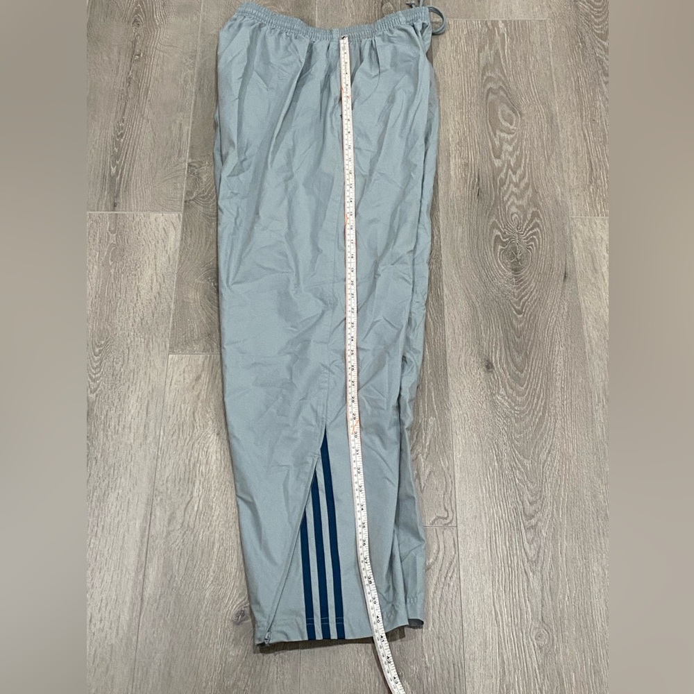 Women’s Adidas utility joggers pant size L